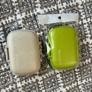 Green and Beige Jewelry Organizer Duo